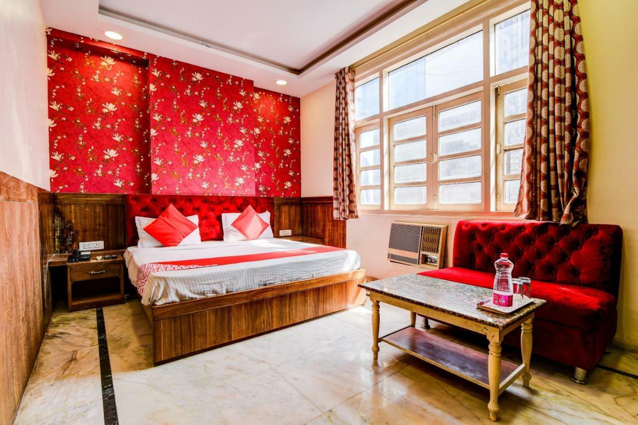 Rahul Palace By Golden Tree Near Metro Station And Ajmal Khan Market 新德里 外观 照片